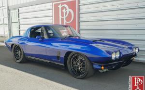 Chevrolet Corvette 63RS Custom Split-Window Coupe
